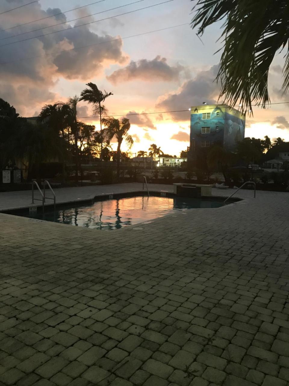 Key Largo Inn Exteriér fotografie